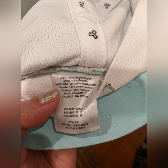 NWOT - M/L - Aritzia - TNA - Bucket Hat in Pale Turquoise - Picture 5 of 6